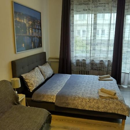 Nice Apartments Praha Bagian luar foto